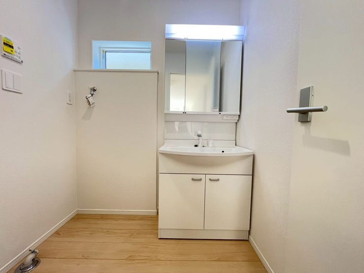 洗濯機置き場も完備♪