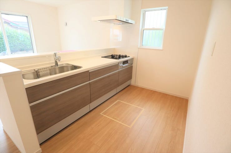 ◇キッチン◇ 同仕様
使い勝手の良いカウンターシステムキッチン♪
家事がはかどりそうです♪