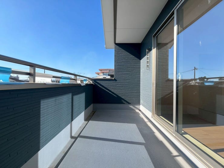 2階 バルコニー