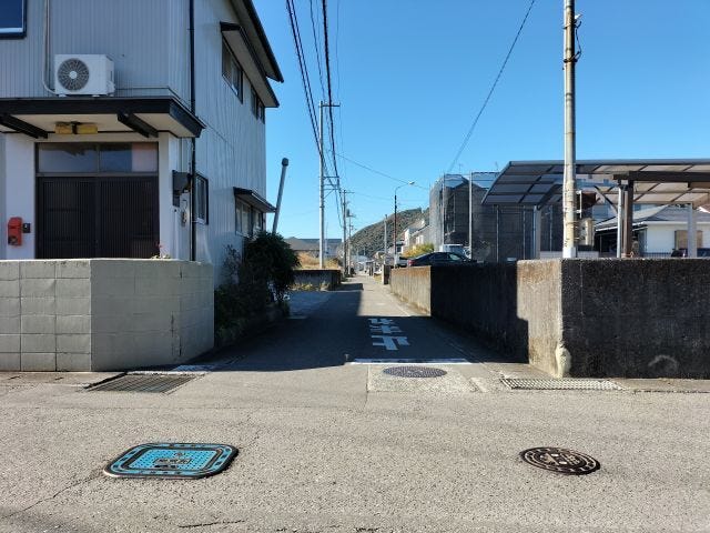 北側道路 東から西方向