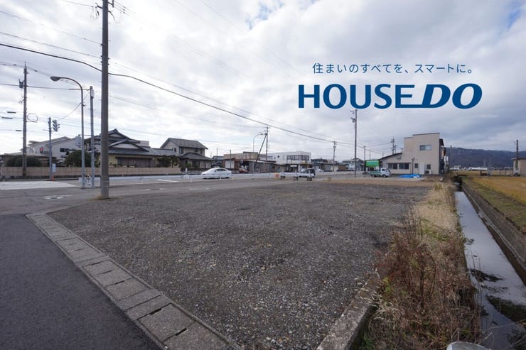 南側前面道路は藤島通り・国道416号線で、幅員約23.0メートルございます♪