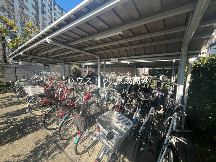 屋根付き駐輪場