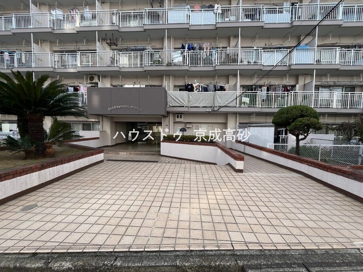 エントランス前アプローチ