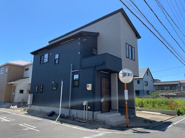 がっちりした骨組で安心!保険により万が一の瑕疵(欠陥)補修費用を10年間サポート。省エネルギー対策等級4をクリア!当社物件は省エネ対策基準を満たしています。