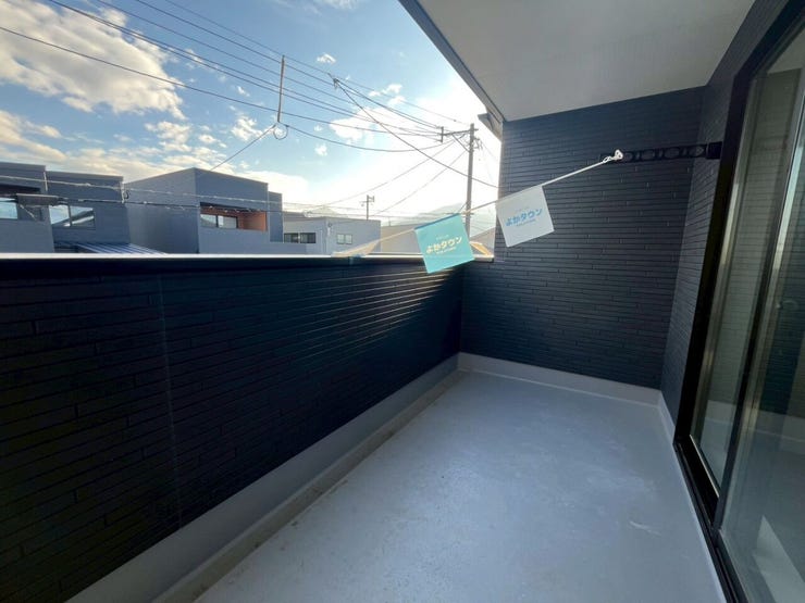 2階 ルーフバルコニー