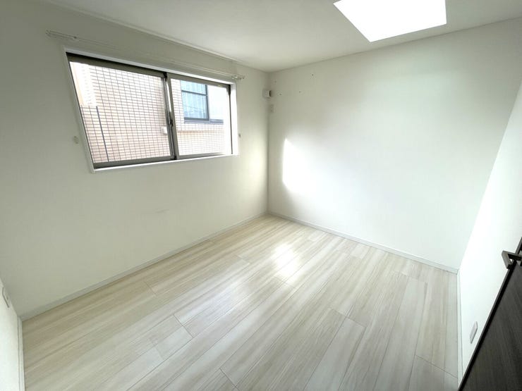 ◇シンプルで使い勝手の良い3階洋室♪