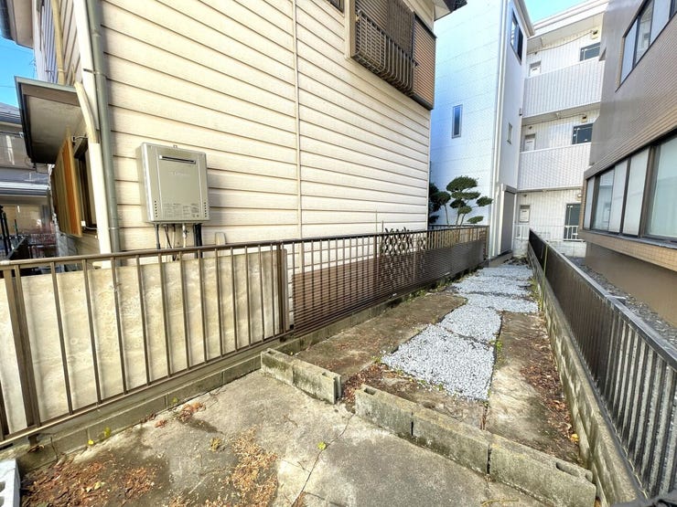 ◇物件北西側に続くスペース♪