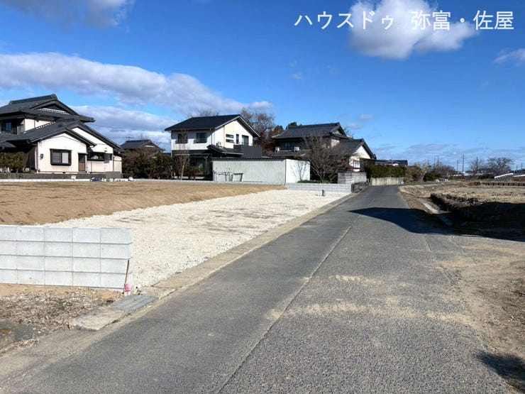 東側公道幅員約6.4m!