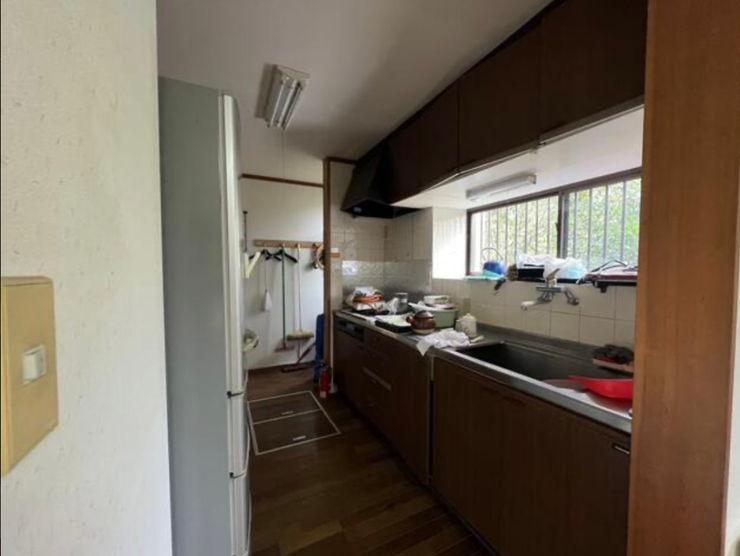 独立型キッチンはお料理に集中でき、匂いも広がりません。