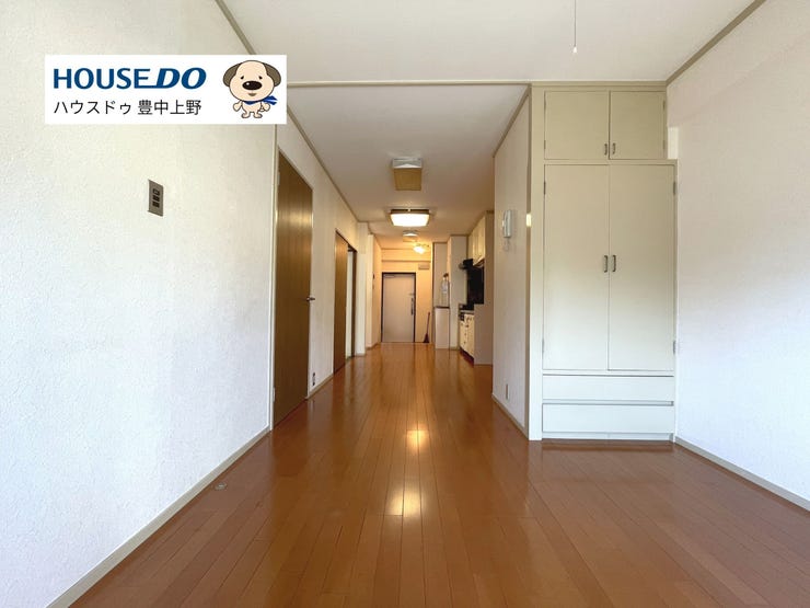 【外観】
【ダイニングキッチン】
約12.3帖のダイニングです!南向きのため陽当り良好!