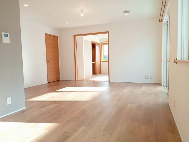 とっても明るいリビングです♪