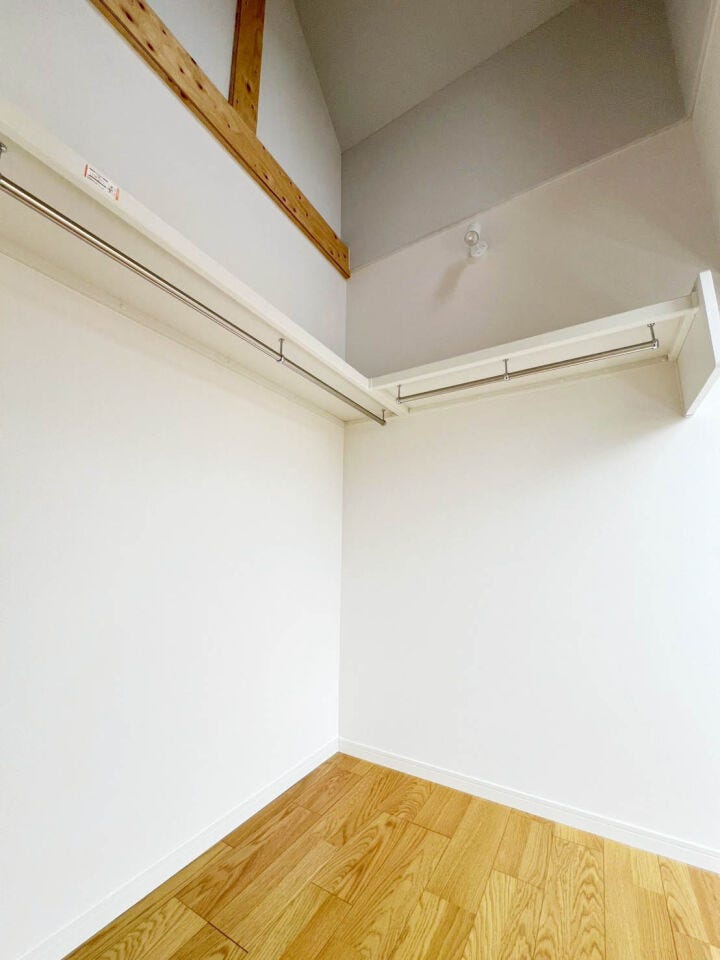 【リフォーム♪】若松区青葉台西の中古戸建♪青葉小・高須中学校♪駐車場2台分のスペース♪オール電化♪