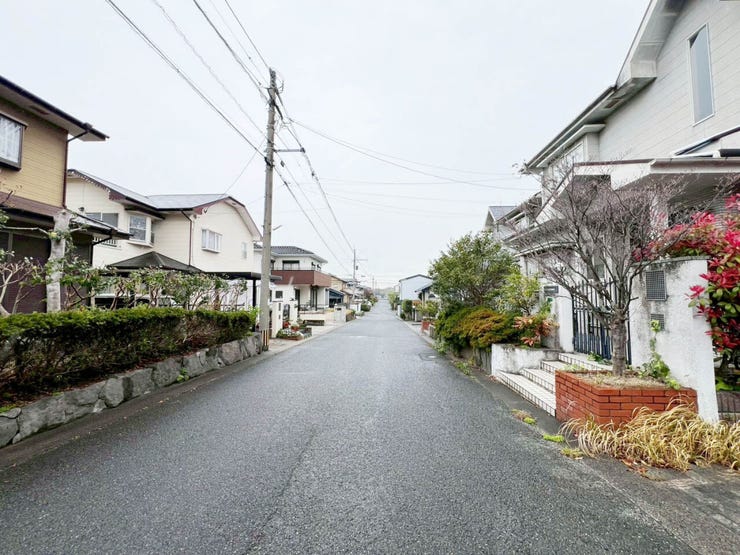 【リフォーム♪】若松区青葉台西の中古戸建♪青葉小・高須中学校♪駐車場2台分のスペース♪オール電化♪