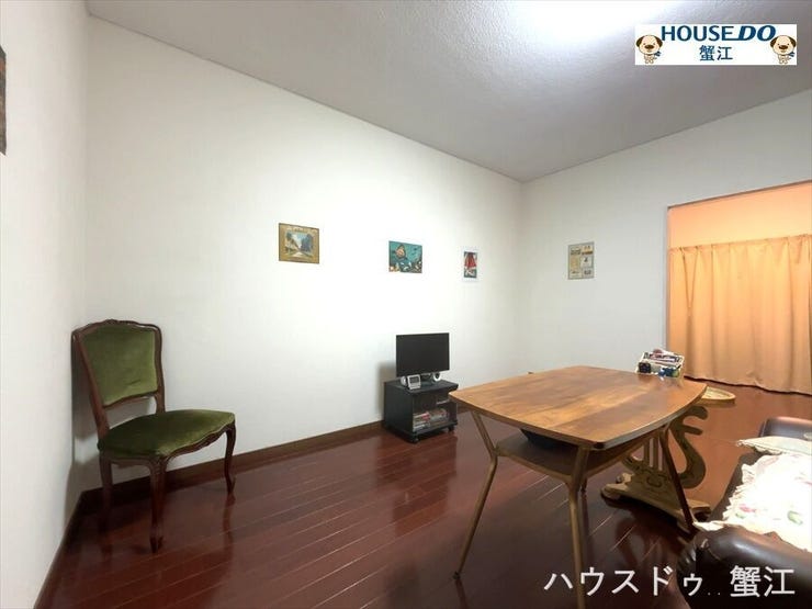 ご家族の憩いの場♪一緒にテレビを観たり食事をしたり、同じ時間を共有できる温かい空間となります♪