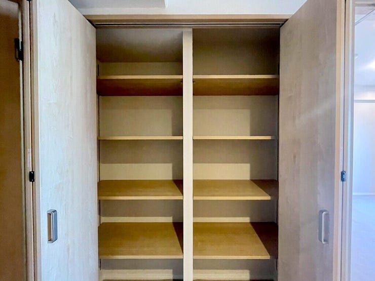 【Bedroom】クローゼット完備で収納力◎。家具の配置もしやすい機能的な洋室です。