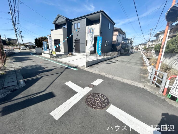 ■□■理想を叶える、新しい暮らしの舞台■□■高いデザイン性と機能性を兼ね備えた住まい。ここで、家族の新しい物語が始まります。