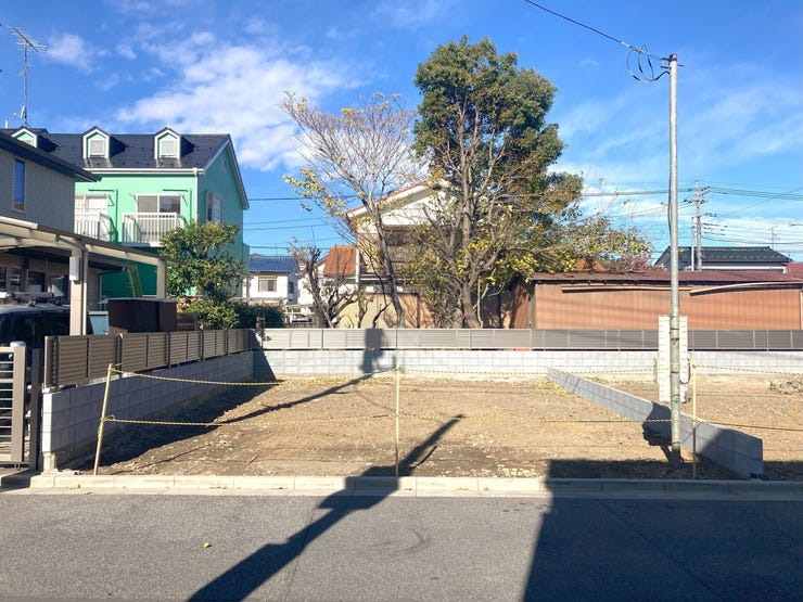 【外観】
【建築条件付約25坪超売土地/南鳩ヶ谷駅まで徒歩約11分/小学校まで徒歩約10分/充実した周辺環境】