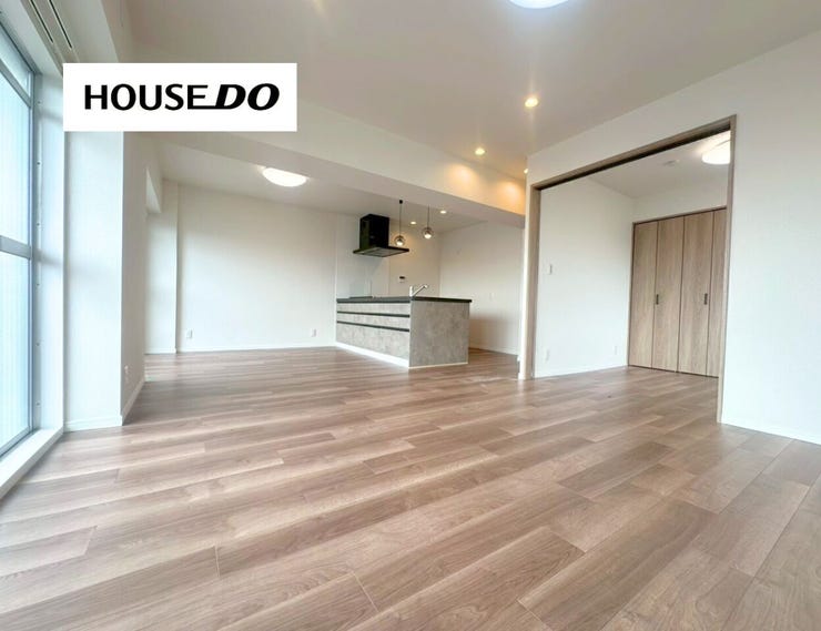 南向きで心地良い明かりが入ってきます◎