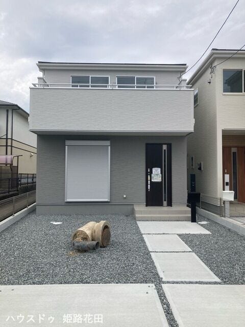 【外観】
見学予約受付中!!