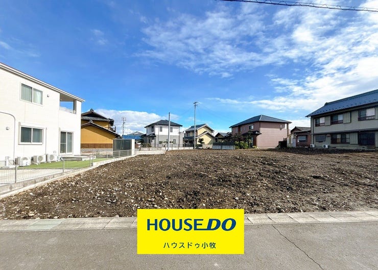 【外観】
完成後の購入では遅いかも?!実は!新築物件
の2件に1件が完成前の状態で売れています!“あなた”にとって理想の物件は、“みんな”にとっても理想の物件かもしれません!一番良い場所を最初に選びましょう!