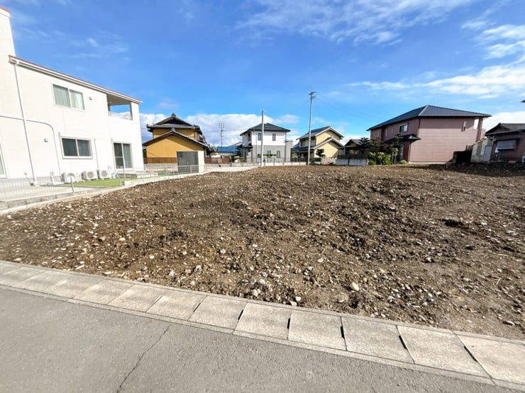 完成前の物件購入が不安な方は、同じ建築会社の別物件を内覧することで
物件の雰囲気を確認できます!
ハウスドゥ小牧店は即対応が可能です!ぜひご相談ください!