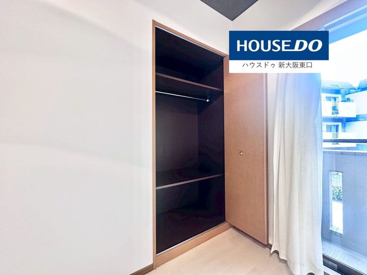 収納にも奥行きがありたくさんのお荷物が入ります。