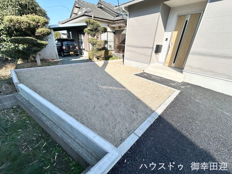 ■□■遊びと安らぎの多目的空間■□■子どもが安全に遊べ、ペットと触れ合い、大人も自然に癒やされる、暮らしを彩るスペースです。