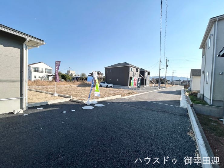 ■□■理想を叶える、新しい暮らしの舞台■□■高いデザイン性と機能性を兼ね備えた住まい。ここで、家族の新しい物語が始まります。