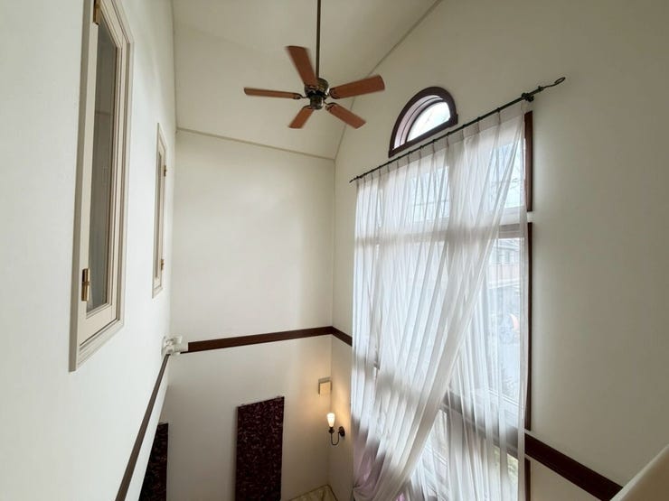 ■シーリングファンで空調効率♪上質なインテリアを仕上げる、天井のアクセントです☆(撮影日:2026.1.31)