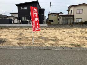 秋田市仁井田潟中町