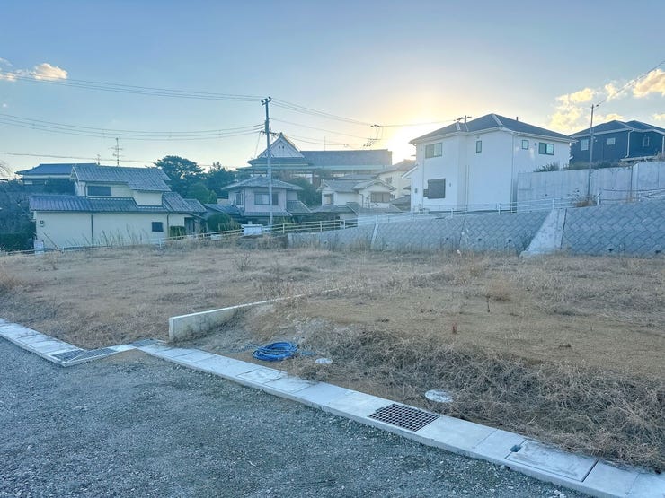自然とうまく調和した環境の良い地域です。
毎日を快適に気持ちよく過ごしていただけます。