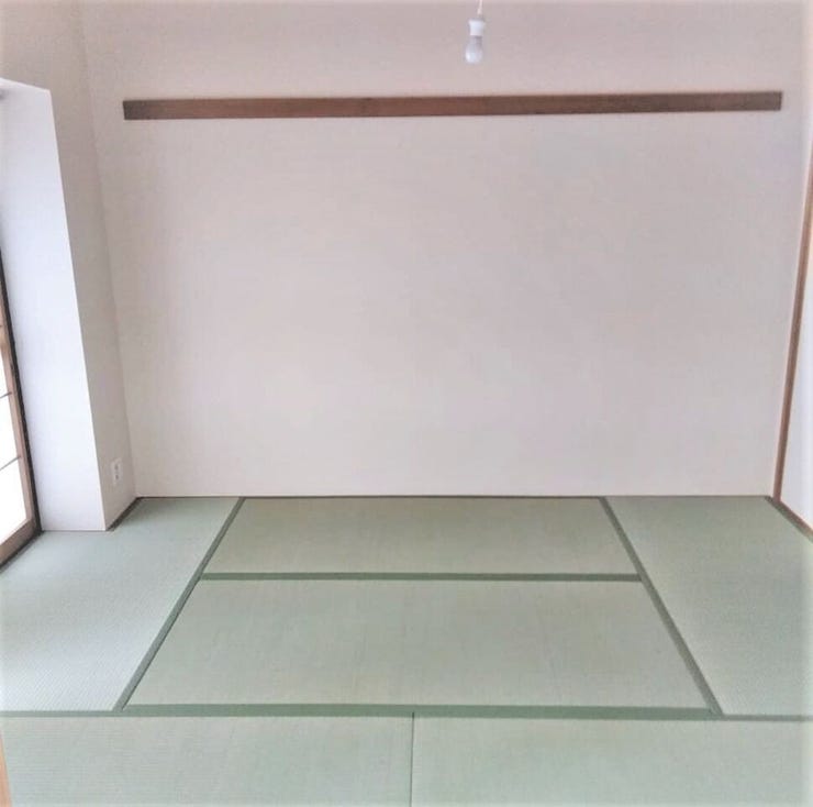 ◇和室
→断熱性・保温性に優れ、湿度調整効果もある畳の部屋はリラックスできる空間になりそうです♪
※写真はリフォーム時に撮影したものです