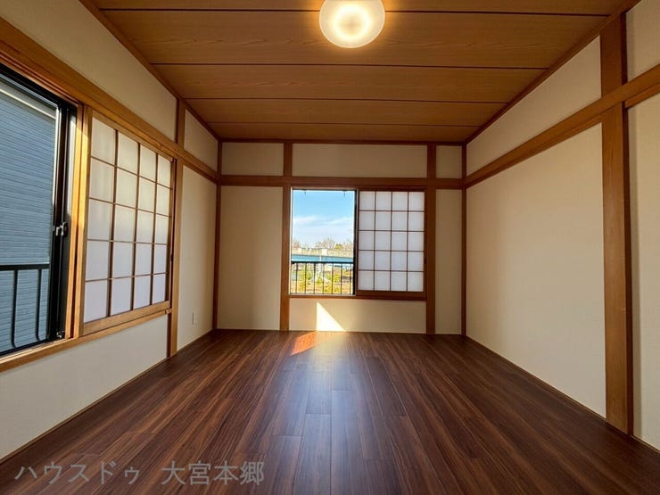 木の温もりが優しいフローリングは、癒しと安らぎをもたらしてくれます♪