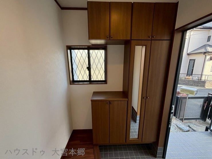 日当たりの良いバルコニー。お子様との日向ぼっこにもぴったりです♪