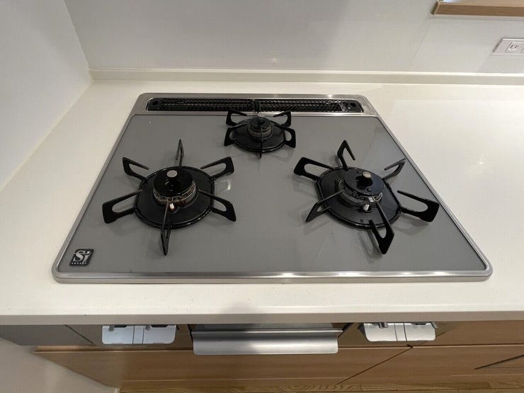 ◇3口コンロで家事効率を高めます!