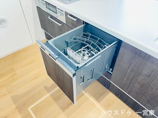 【食器洗浄乾燥機】