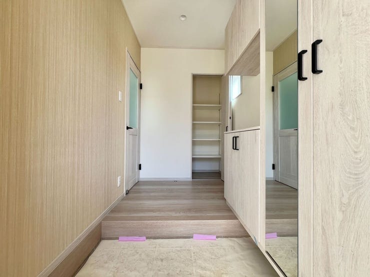 明るい木目調で清潔感◎