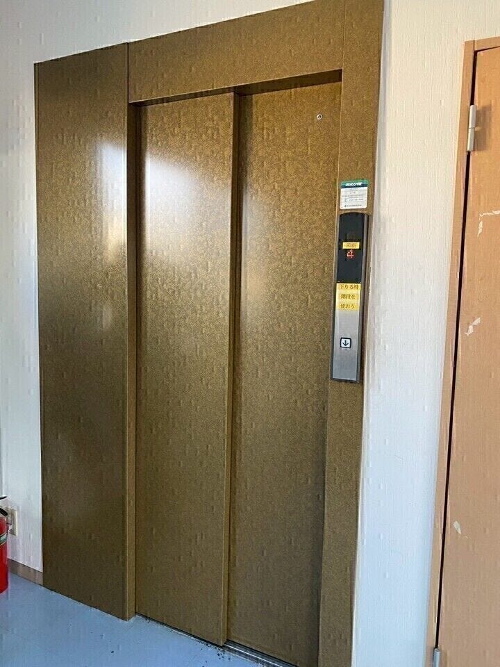 エレベーターで移動も楽々☆