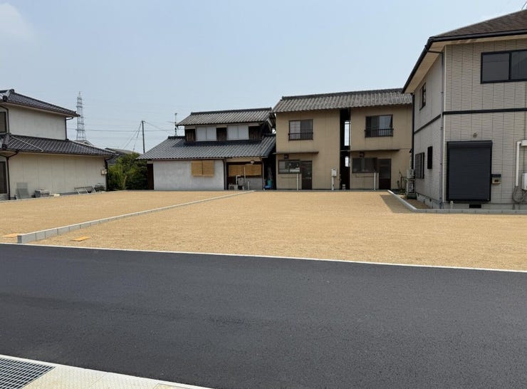 【外観】
◆庭瀬駅まで徒歩10分!
◆建築条件なし!お好きなハウスメーカーで建築可能です♪