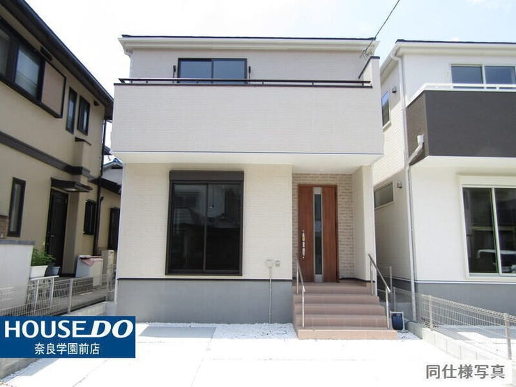 【外観】
掲載の外観・内観・設備写真は同仕様写真となります