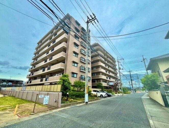 【外観】
◆大元小学校まで徒歩10分以内♪
◆専用庭あり◎