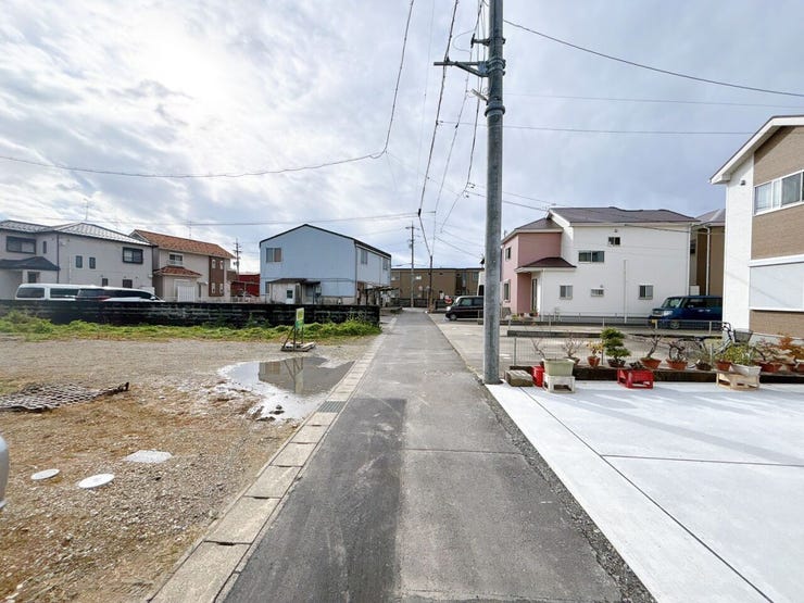車通りが少なく、静かな住宅街です
