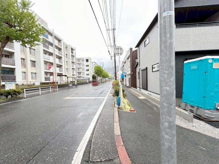1階ファミリークローク♪門司区下馬寄新築戸建て◎駐車場◎電動シャッター◎都市ガス◎2面バルコニー