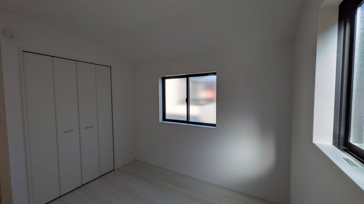 ◆2面採光で明るい洋室