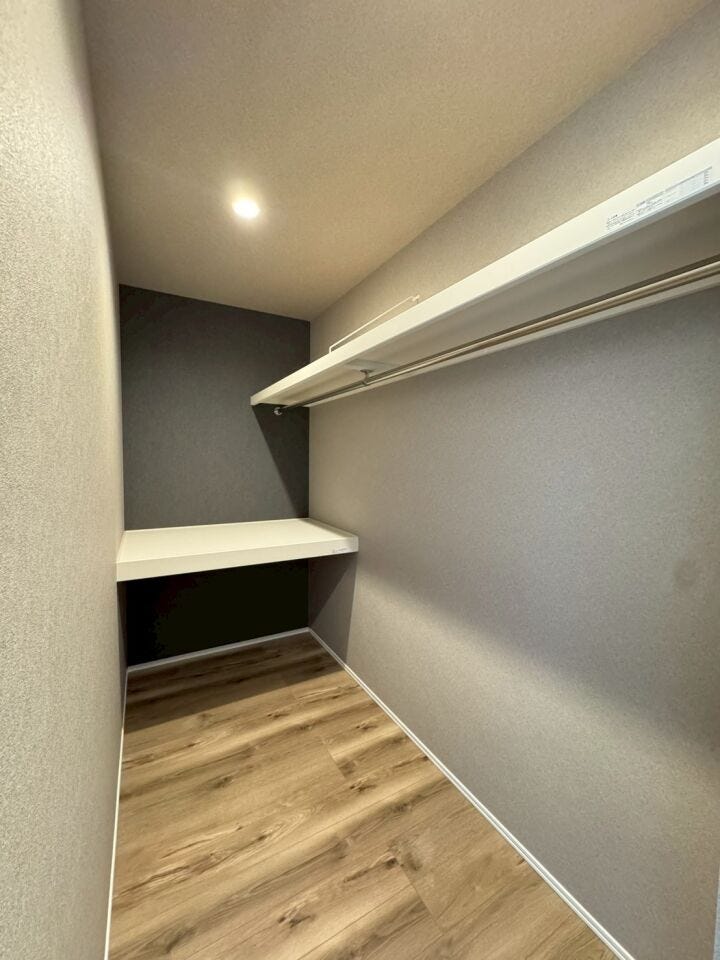 WIC・2F洋室7.7帖