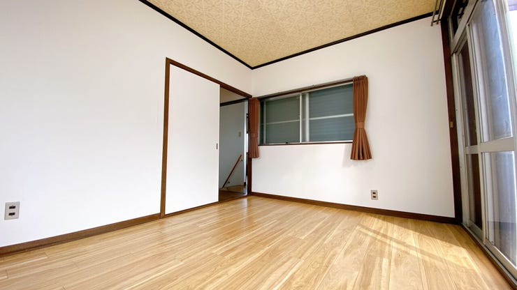 色合いに統一感のある、落ち着いた雰囲気のお部屋です。