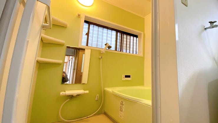 1日の疲れを癒してくれる浴室です。