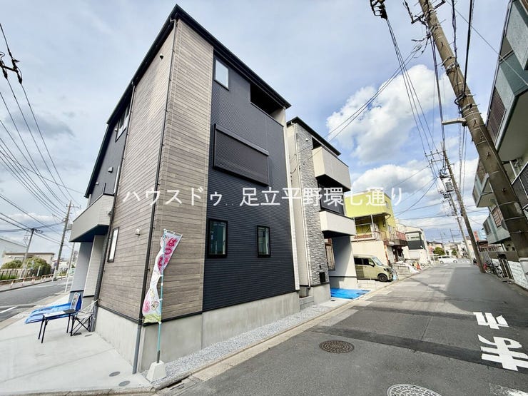 落ち着いた住宅街に位置し、静かな住環境。日々の暮らしを穏やかに過ごせます。