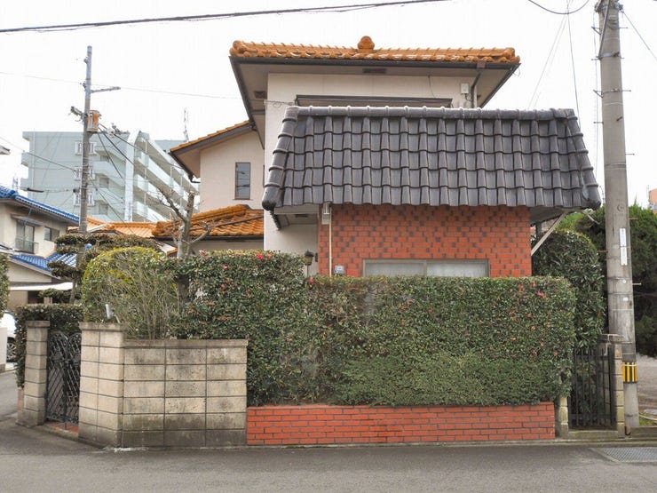 外観を北側より撮影