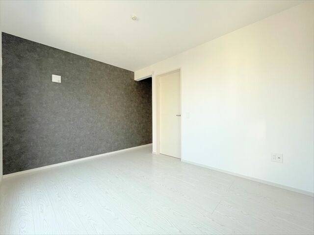 ラックや棚などを設置して、
片付ける作業が自然な生活の中に溶け込む習慣になれば嬉しいですね。